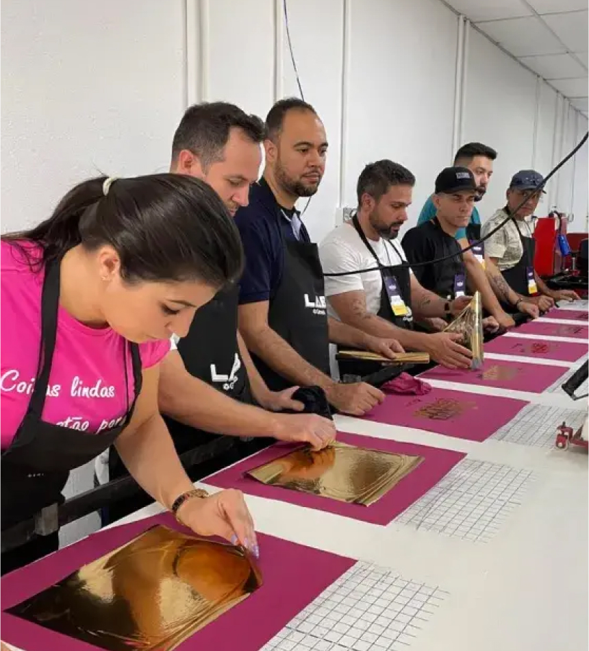 estamparia_do_futuro_silktv_academy_lab_gênesis_serigrafia 3